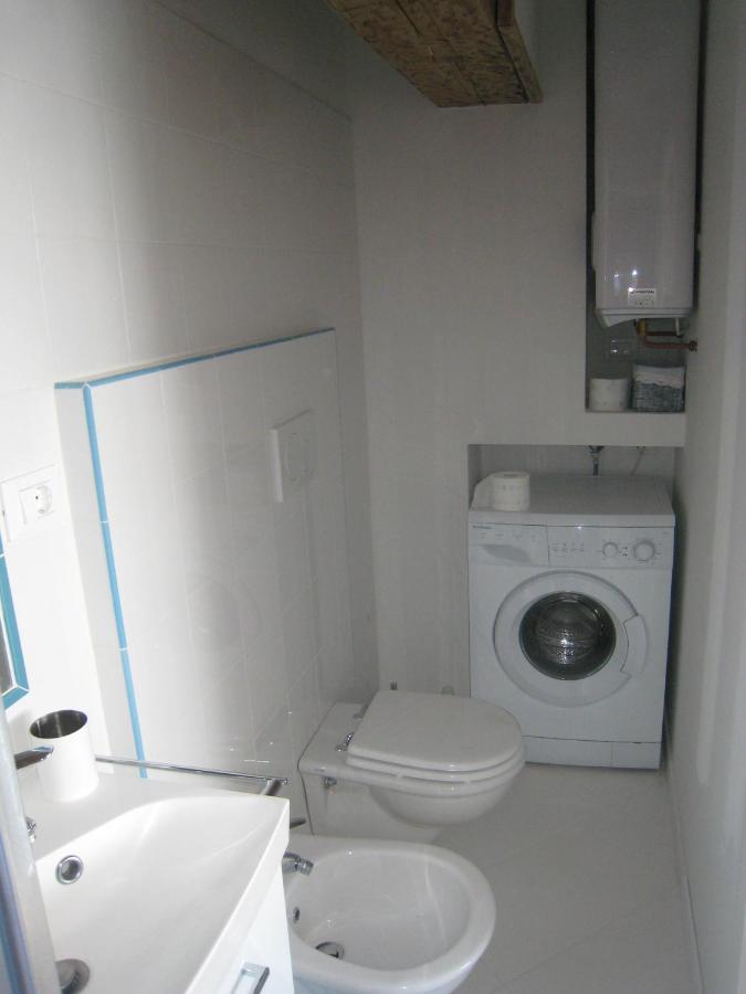 Mansarda Centrale Vista Mare Apartment ตรีเอสเต ภายนอก รูปภาพ