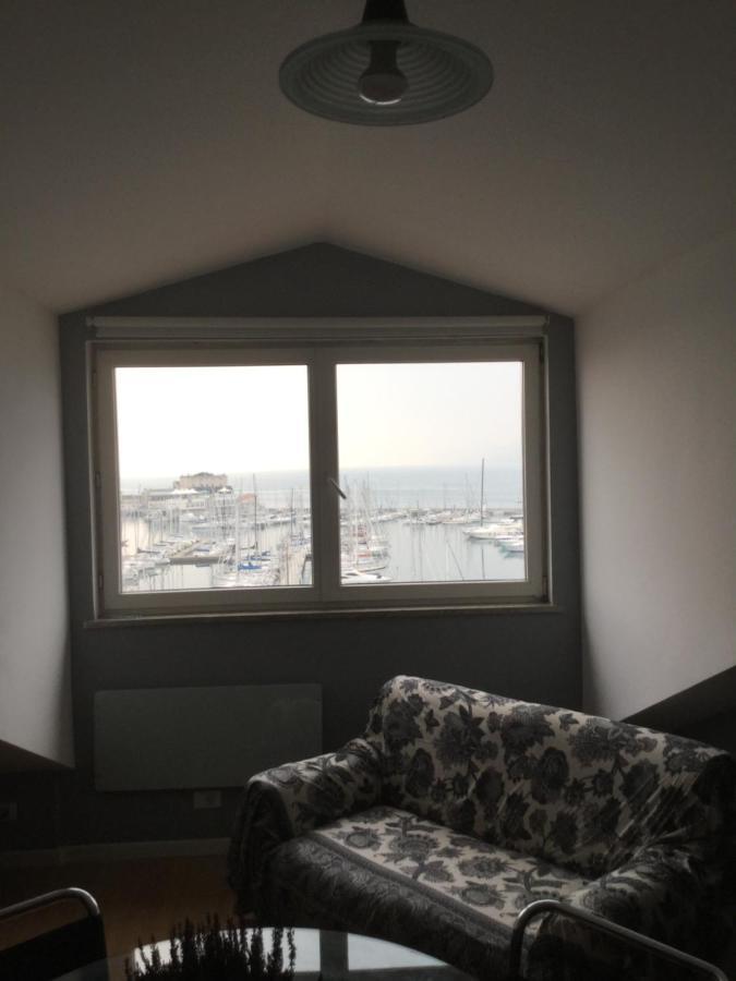 Mansarda Centrale Vista Mare Apartment ตรีเอสเต ภายนอก รูปภาพ