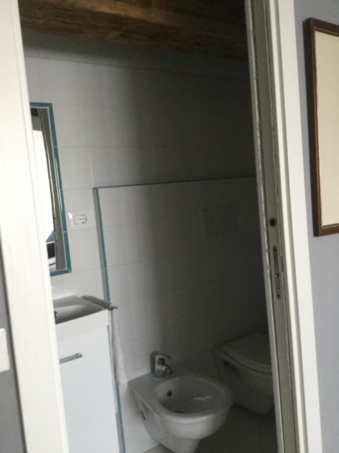 Mansarda Centrale Vista Mare Apartment ตรีเอสเต ภายนอก รูปภาพ